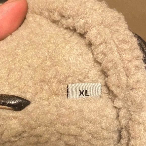 Jacket - Picture 2 of 3